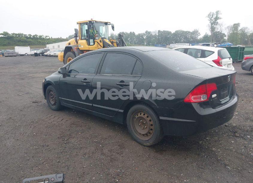 Photo 3 of 2007 Honda Civic LX (VIN 1HGFA165X7L037177)