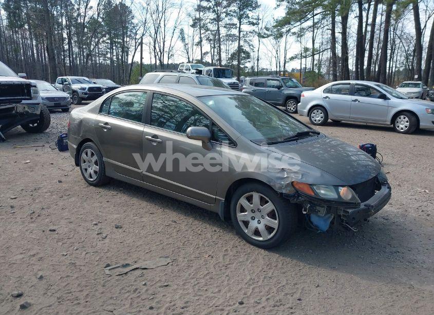 2007 Honda Civic LX (VIN 1HGFA165X7L053055) main photo