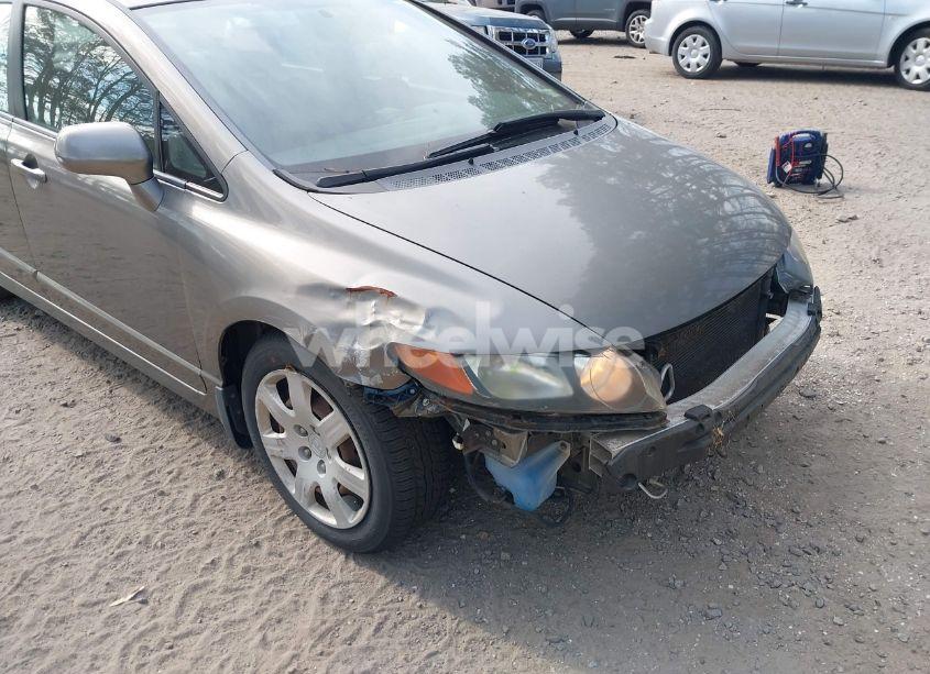 Photo 6 of 2007 Honda Civic LX (VIN 1HGFA165X7L053055)