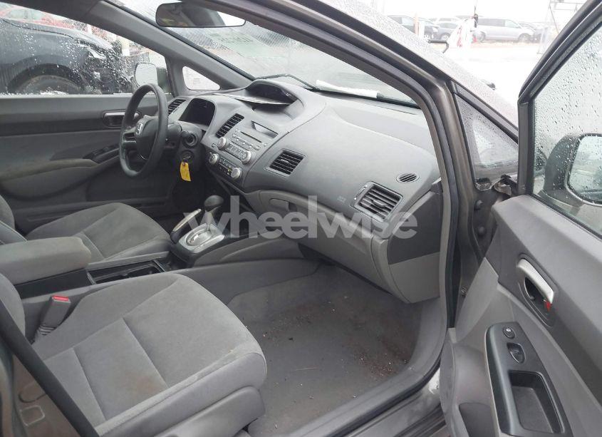 Photo 5 of 2008 Honda Civic LX (VIN 1HGFA165X8L040971)