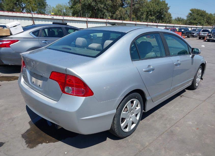 Photo 4 of 2008 Honda Civic LX (VIN 1HGFA165X8L043059)