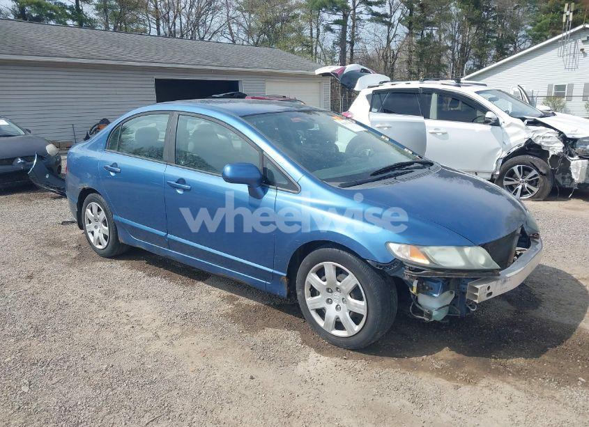 2009 Honda Civic LX (VIN 1HGFA165X9L007762) main photo