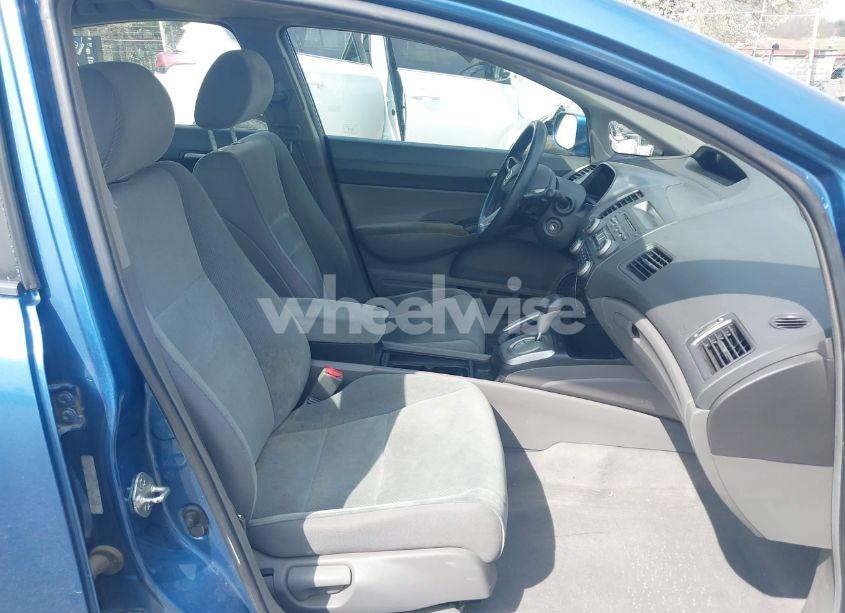 Photo 5 of 2009 Honda Civic LX (VIN 1HGFA165X9L007762)