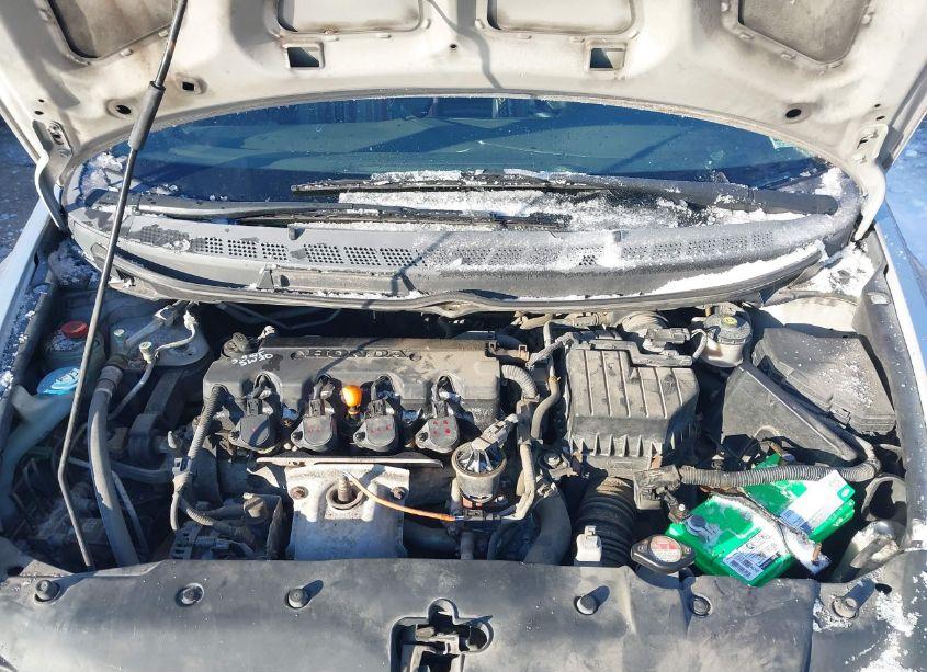 Photo 10 of 2009 Honda Civic LX (VIN 1HGFA165X9L009785)