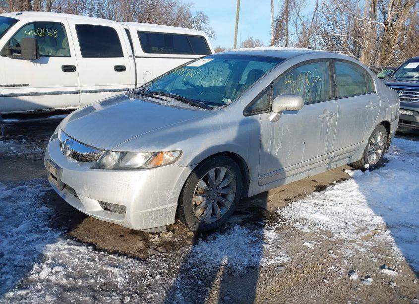 Photo 2 of 2009 Honda Civic LX (VIN 1HGFA165X9L009785)