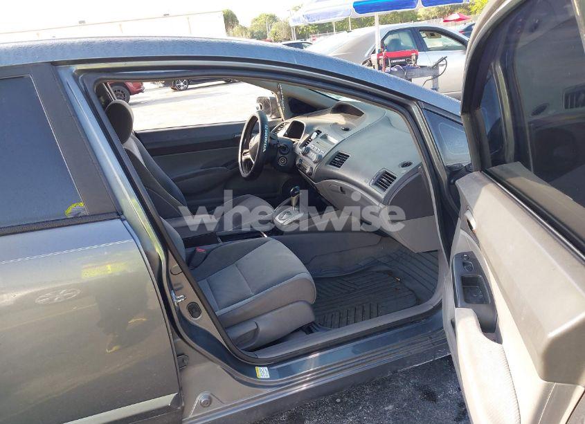 Photo 5 of 2009 Honda Civic LX (VIN 1HGFA165X9L016672)