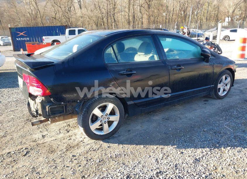 Photo 4 of 2007 Honda Civic EX (VIN 1HGFA16807L109904)