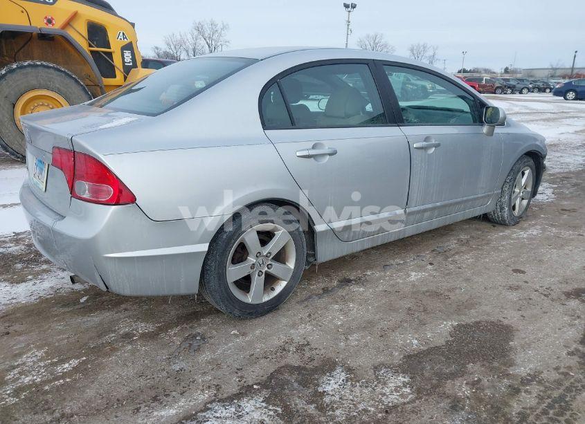 Photo 4 of 2007 Honda Civic EX (VIN 1HGFA16817L061572)