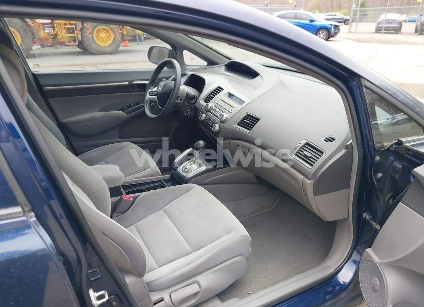 Photo 5 of 2008 Honda Civic EX (VIN 1HGFA16818L091186)