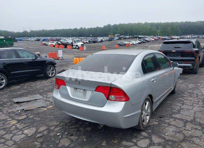 Photo 4 of 2006 Honda Civic EX (VIN 1HGFA16846L072080)