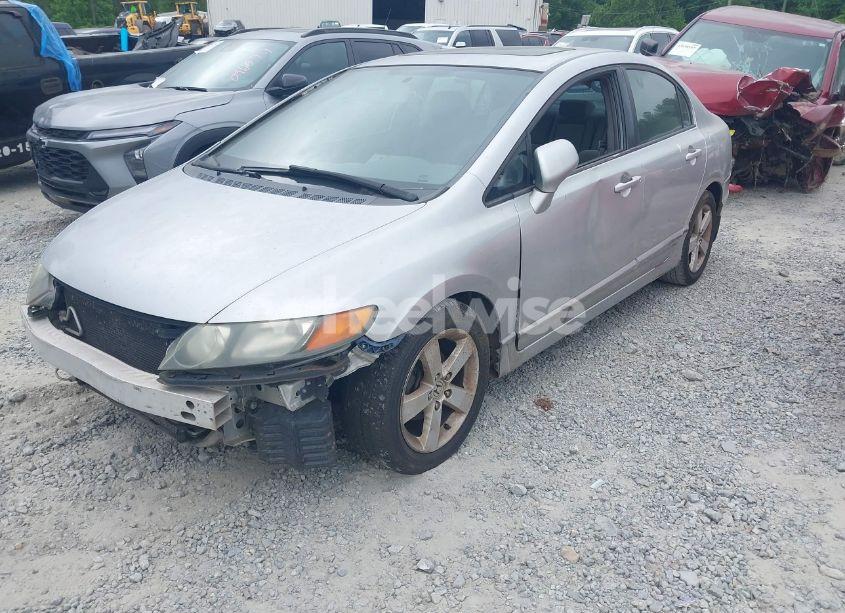 Photo 2 of 2007 Honda Civic EX (VIN 1HGFA16847L045737)