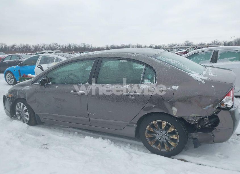 Photo 6 of 2009 Honda Civic EX (VIN 1HGFA16849L025779)