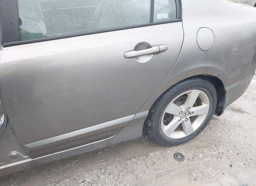 Photo 6 of 2006 Honda Civic EX (VIN 1HGFA16856L041050)