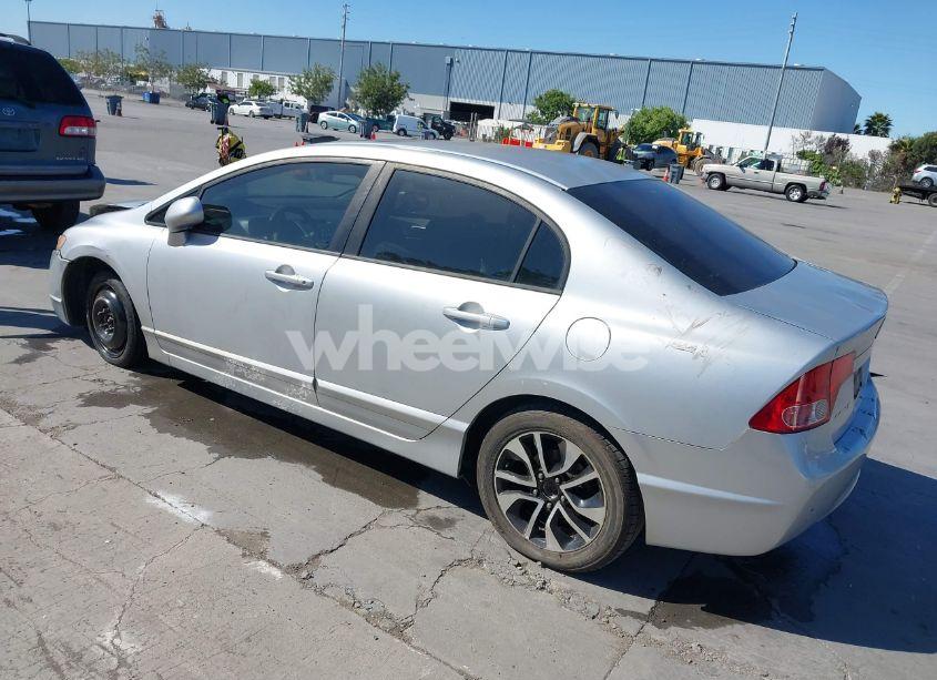 Photo 3 of 2007 Honda Civic EX (VIN 1HGFA16857L046993)