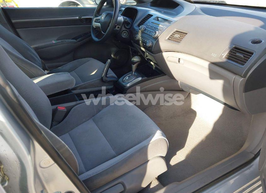 Photo 5 of 2006 Honda Civic EX (VIN 1HGFA16866L087910)