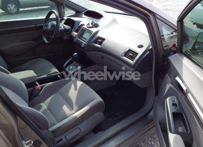 Photo 5 of 2006 Honda Civic EX (VIN 1HGFA16876L083574)