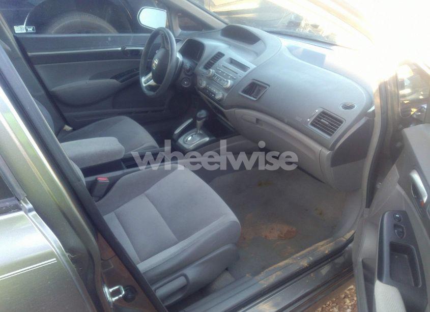 Photo 5 of 2006 Honda Civic EX (VIN 1HGFA16886L041995)