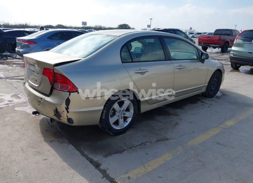 Photo 4 of 2007 Honda Civic EX (VIN 1HGFA16887L012384)