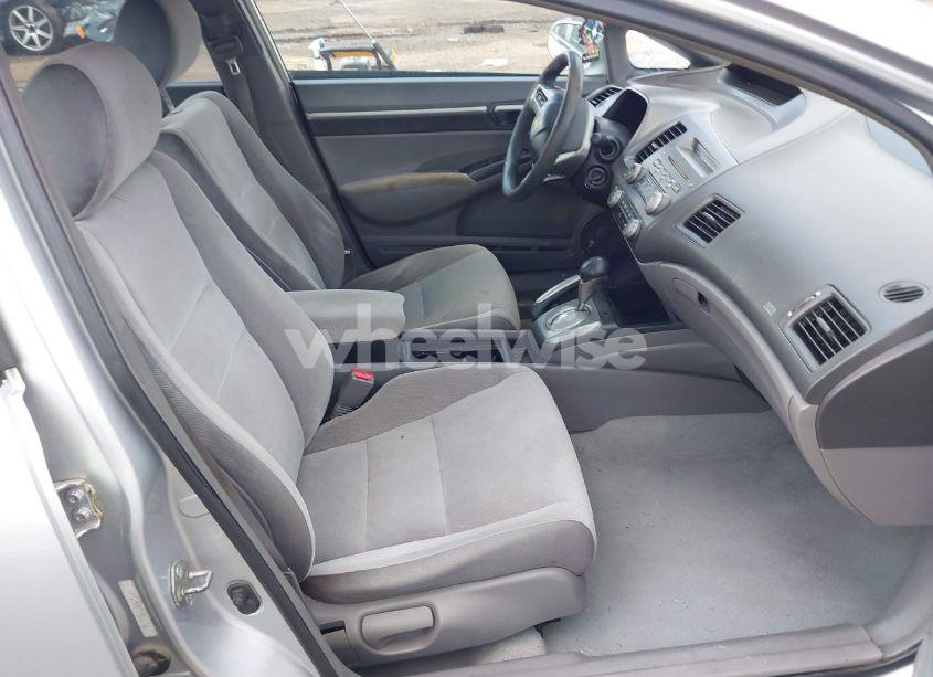 Photo 5 of 2006 Honda Civic (VIN 1HGFA168961042892)