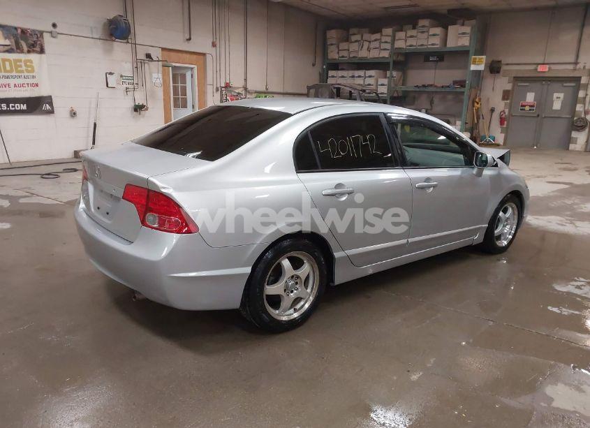 Photo 4 of 2006 Honda Civic EX (VIN 1HGFA16896L107812)