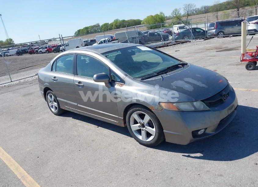 2007 Honda Civic EX (VIN 1HGFA16897L057396) main photo