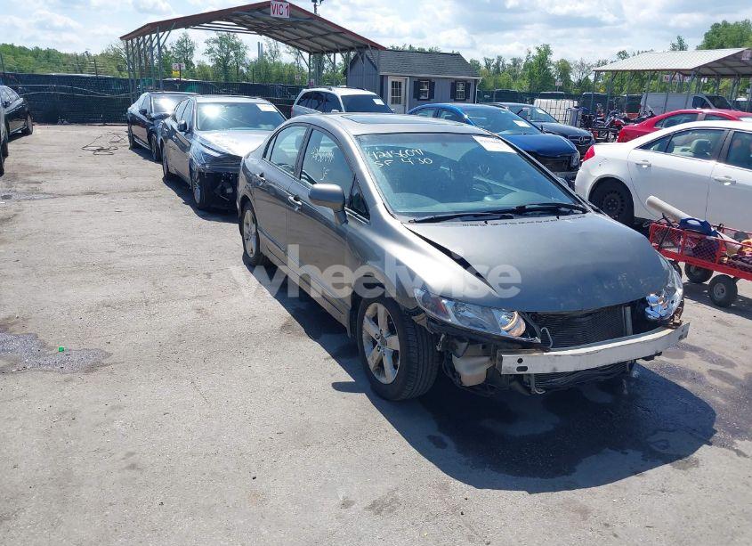 2008 Honda Civic EX (VIN 1HGFA16898L028076) main photo