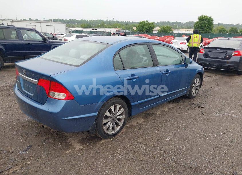 Photo 4 of 2009 Honda Civic EX (VIN 1HGFA16899L009383)