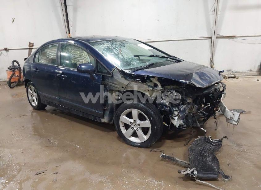 2006 Honda Civic EX (VIN 1HGFA168X6L013857) main photo
