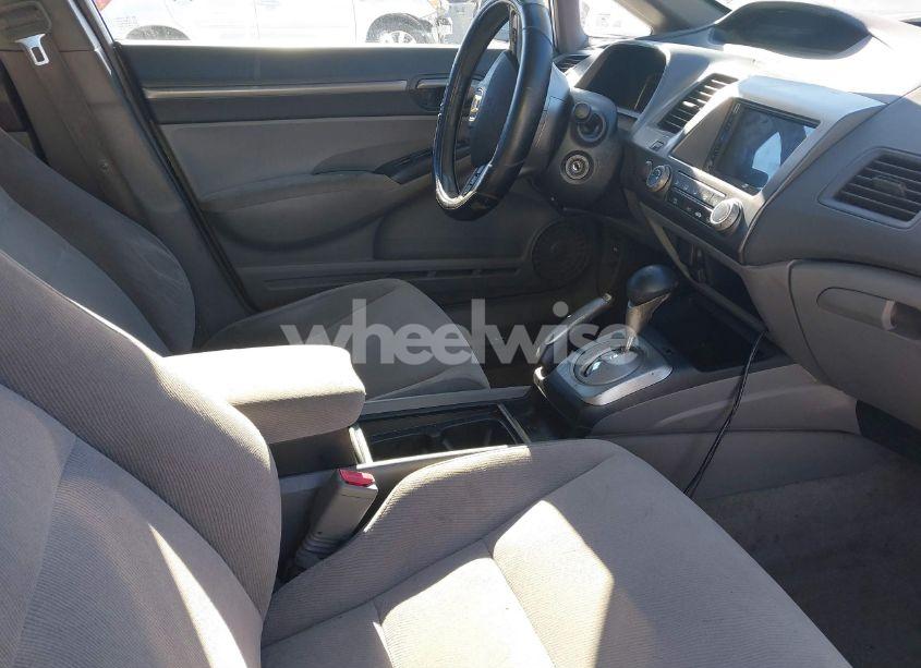 Photo 5 of 2006 Honda Civic EX (VIN 1HGFA168X6L136445)