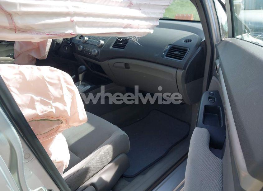 Photo 5 of 2008 Honda Civic EX (VIN 1HGFA168X8L064665)