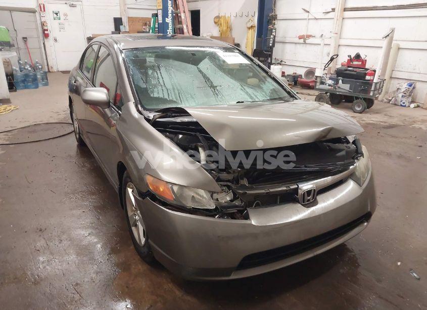 2008 Honda Civic EX (VIN 1HGFA168X8L087721) main photo
