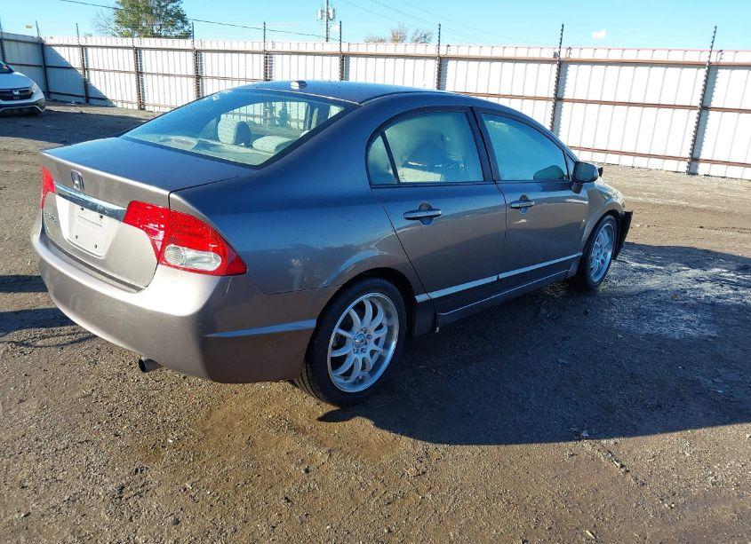 Photo 4 of 2009 Honda Civic EX (VIN 1HGFA168X9L017198)