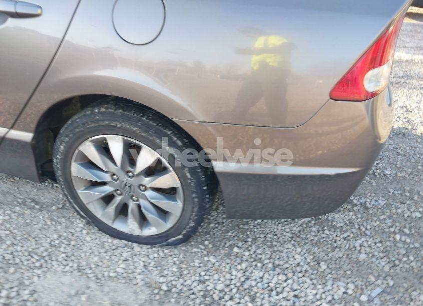 Photo 12 of 2009 Honda Civic EX-L (VIN 1HGFA16949L028755)