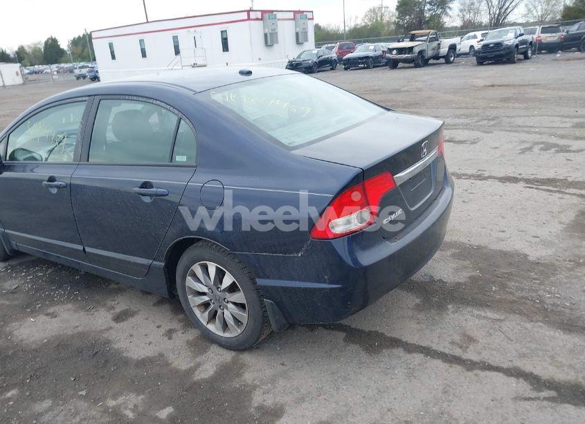 Photo 3 of 2009 Honda Civic EX-L (VIN 1HGFA16979L001453)