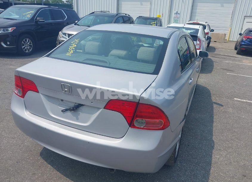 Photo 4 of 2007 Honda Civic GX (VIN 1HGFA46567L000497)