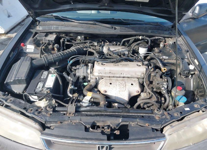 Photo 10 of 1997 Honda Accord DX (VIN 1HGTB5622VA476216)
