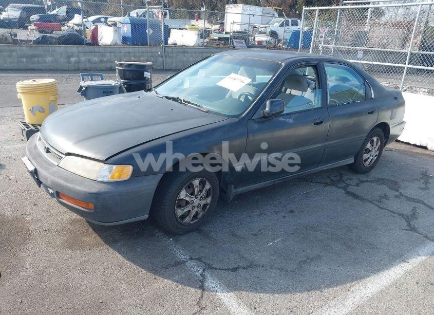 Photo 2 of 1997 Honda Accord DX (VIN 1HGTB5622VA476216)