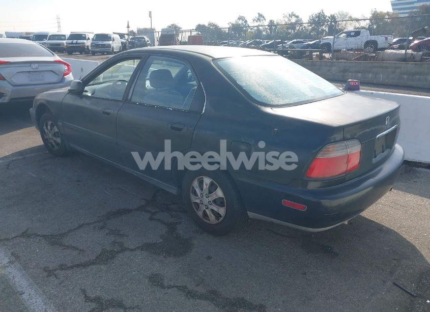 Photo 3 of 1997 Honda Accord DX (VIN 1HGTB5622VA476216)