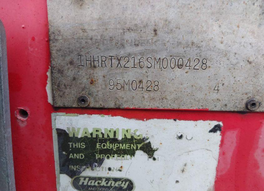 Photo 9 of 1995 Hackney & SONS RTX16 (VIN 1HHRTX216SM000428)