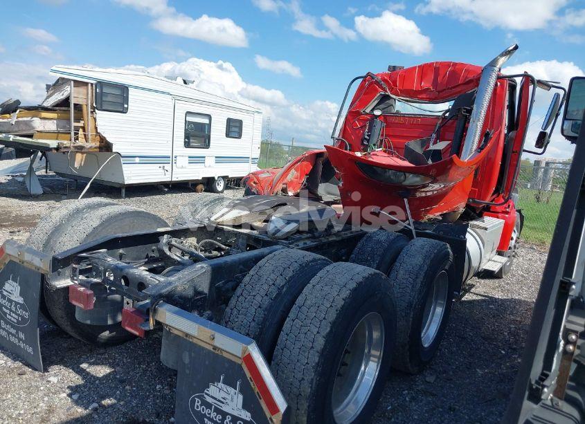 Photo 4 of 2015 International Prostar N/A (VIN 1HSDJAPR2FH660163)