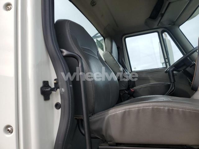 Photo 6 of 2015 INTERNATIONAL PROSTAR SEMI TRUCK N/A (VIN 1HSDJAPR4FH531275)