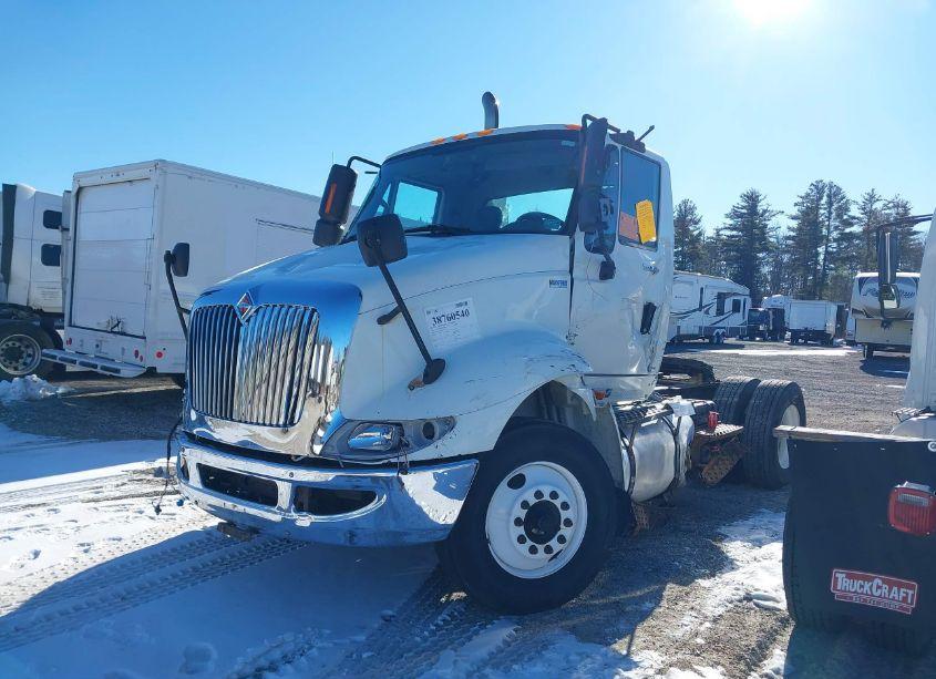 Photo 2 of 2013 International 8000 8600 (VIN 1HSHWSHN5DJ299456)