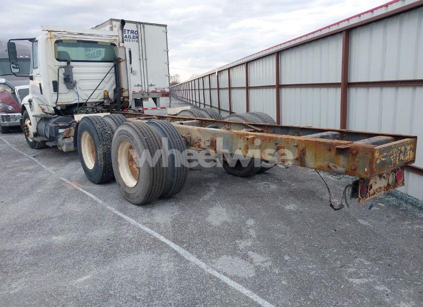 Photo 3 of 2005 International 8000 8600 (VIN 1HSHXAHR45J166635)