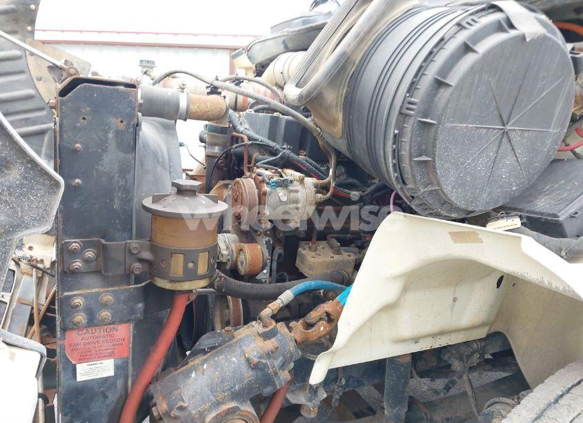 Photo 9 of 2005 International 8000 8600 (VIN 1HSHXAHR45J166635)