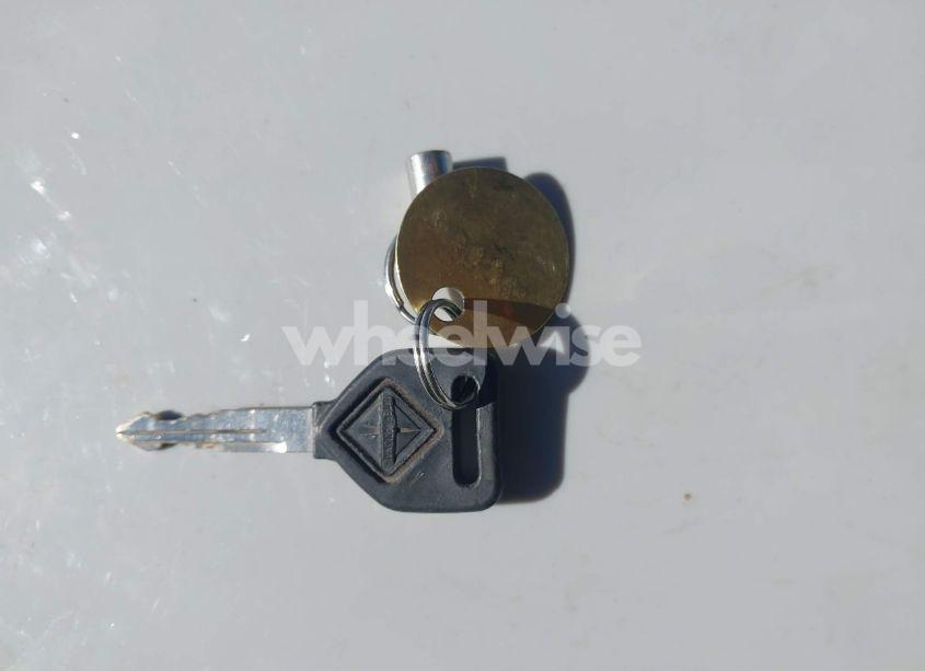 Photo 10 of 2010 International 8000 8600 (VIN 1HSHXAHR4AJ280113)