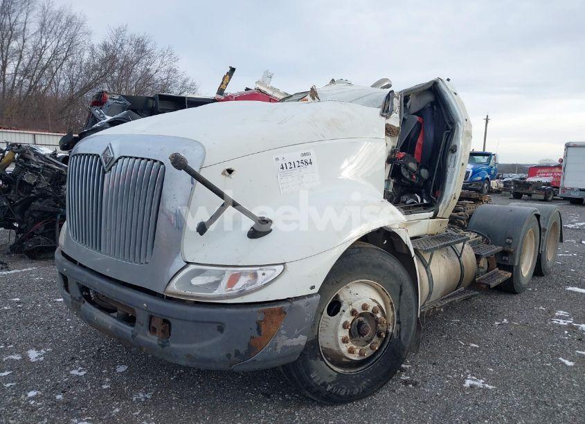 Photo 2 of 2007 International 8600 8600 (VIN 1HSHXAHR57J474688)