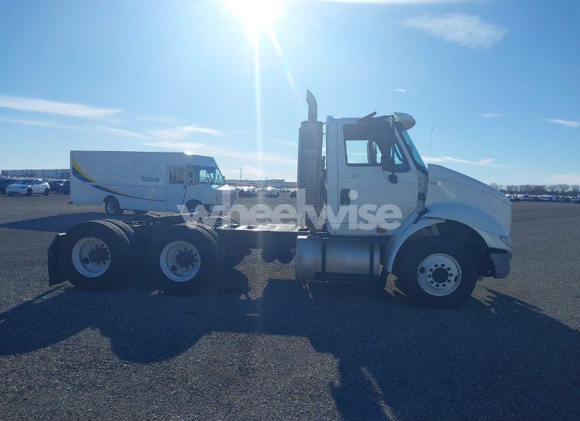 Photo 14 of 2013 International 8600 8600 (VIN 1HSHXSHR2DJ404194)