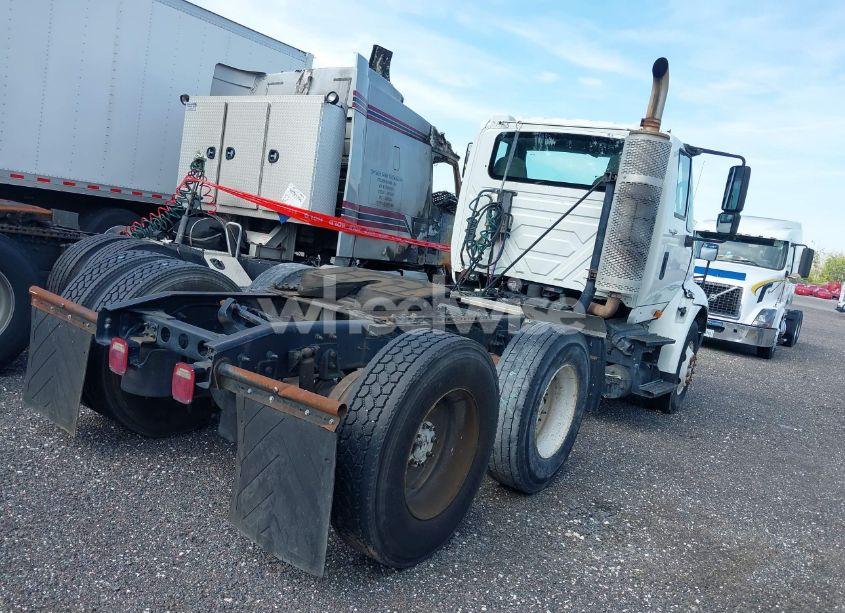 Photo 4 of 2012 International 8000 8600 (VIN 1HSHXSHR6CJ545574)