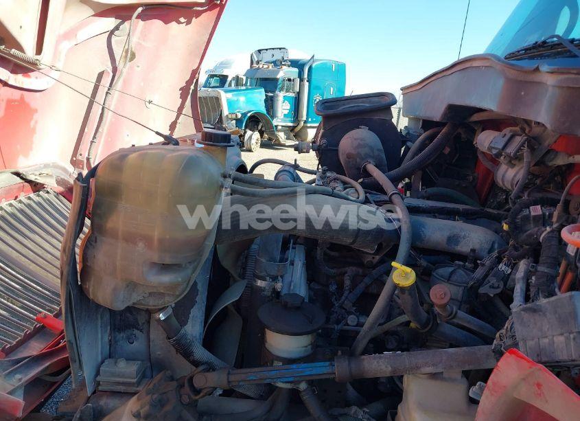 Photo 9 of 2005 International 4000 4400 (VIN 1HSMTAAN95H124390)