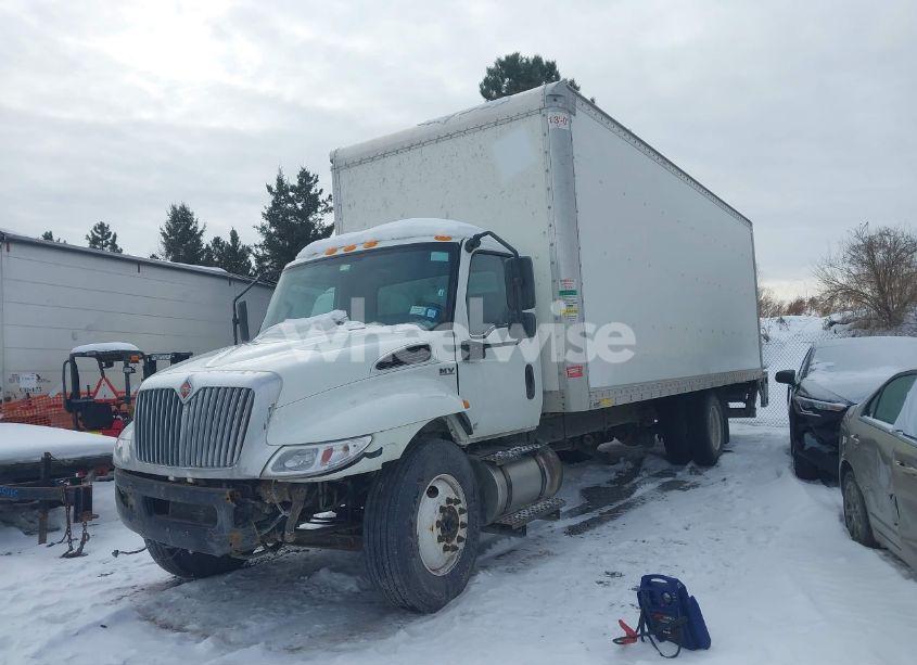 Photo 2 of 2020 International Mv (VIN 1HTEUMML1LH440629)